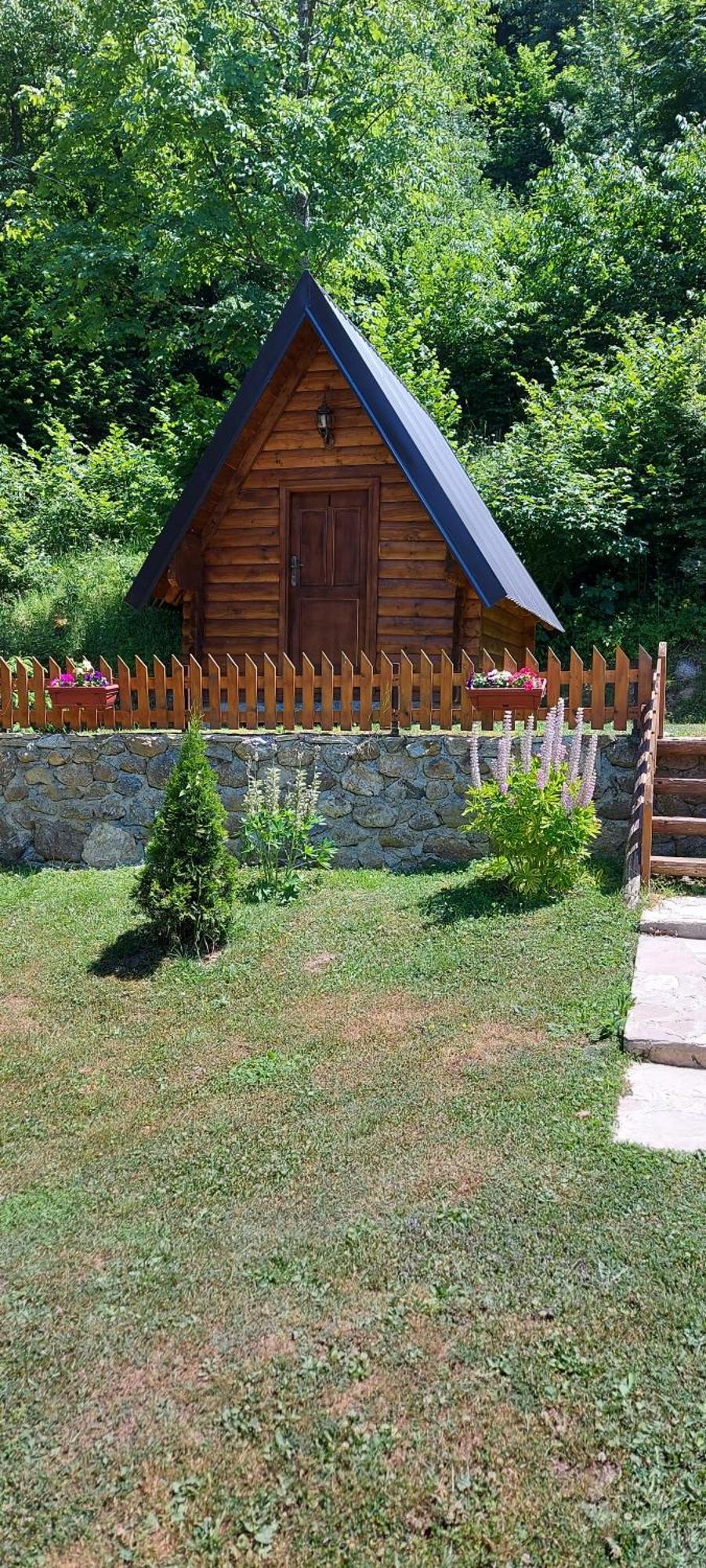 Vila Gradine - Katun Kamp Plav Pokoj fotografie
