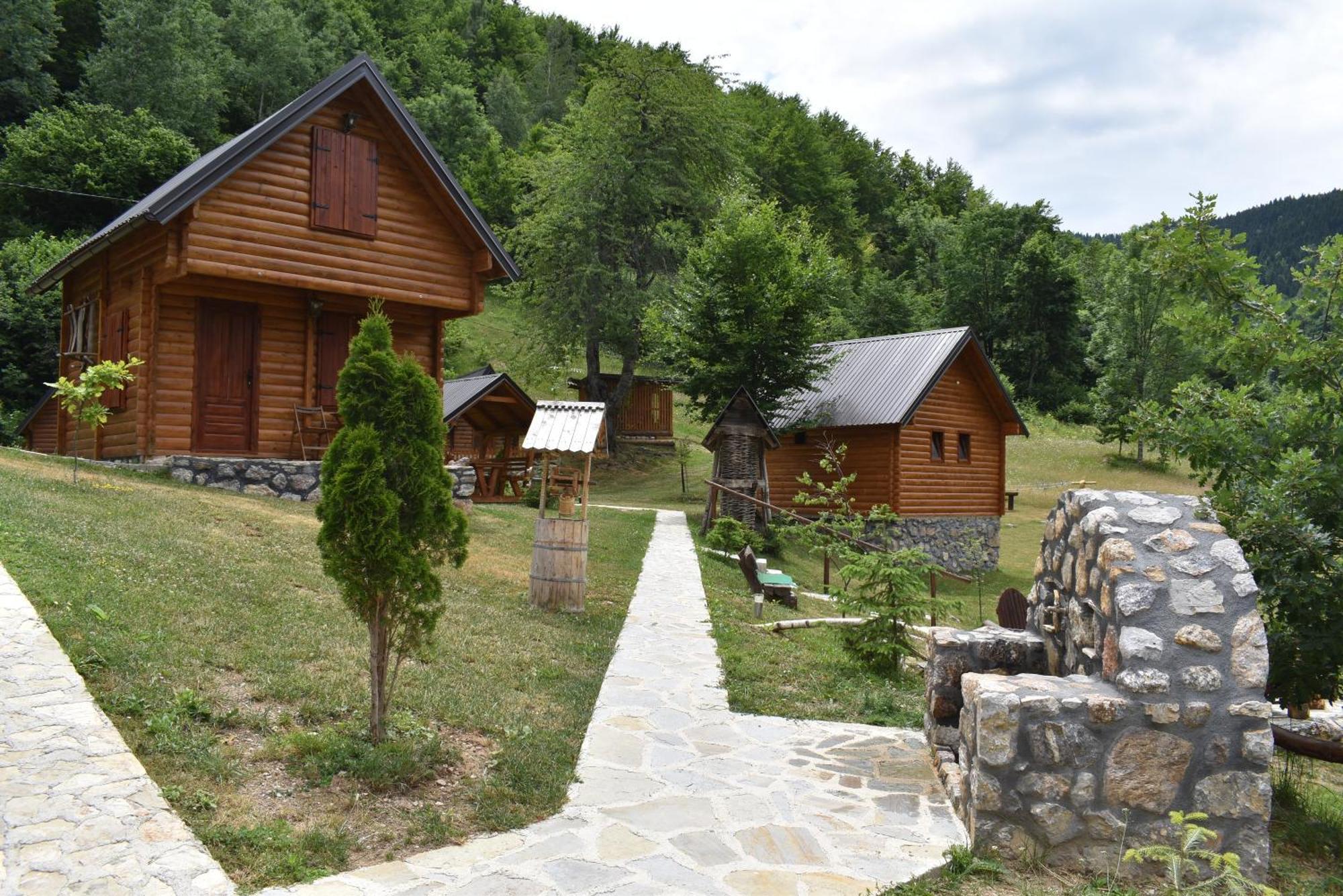 Vila Gradine - Katun Kamp Plav Pokoj fotografie