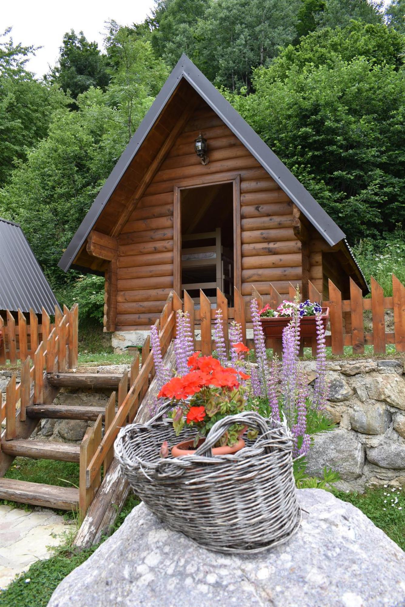 Vila Gradine - Katun Kamp Plav Pokoj fotografie
